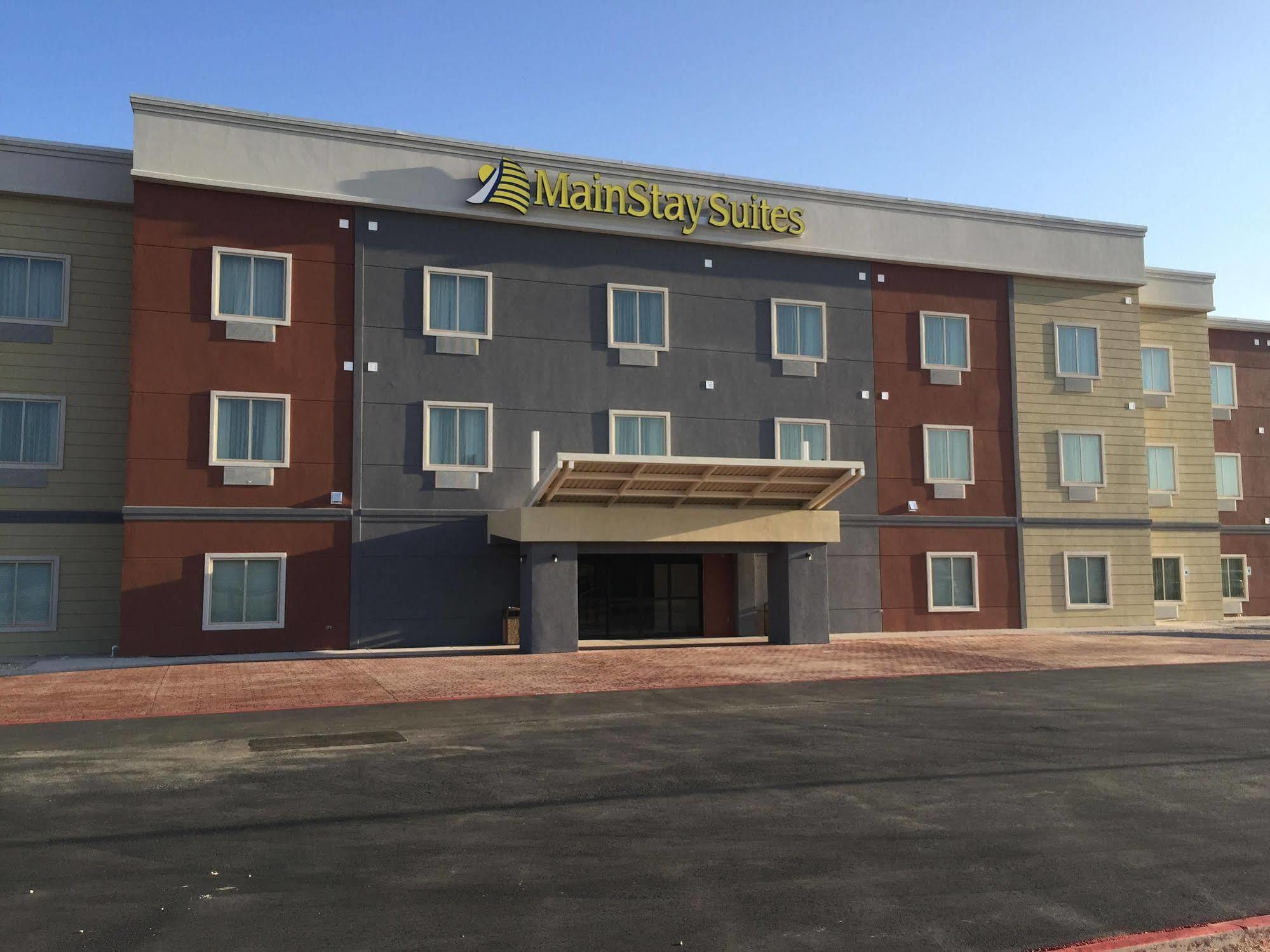 门斯特套房酒店 敖德萨 外观 照片